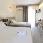 DELUXE TRIPLE ROOM & SOFA WITH GARDEN VIEW 21[m2]