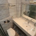 bathroom-renovated-polyxrono-hotel-04