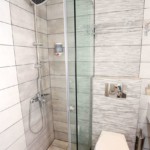 bathroom-renovated-polyxrono-hotel-24