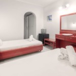 twin-room-polyxrono-hotel-05
